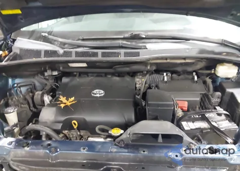 2012 Toyota Sienna Xle/Limited из США, поврежденный, VIN 5TDYK3DC3CS263331